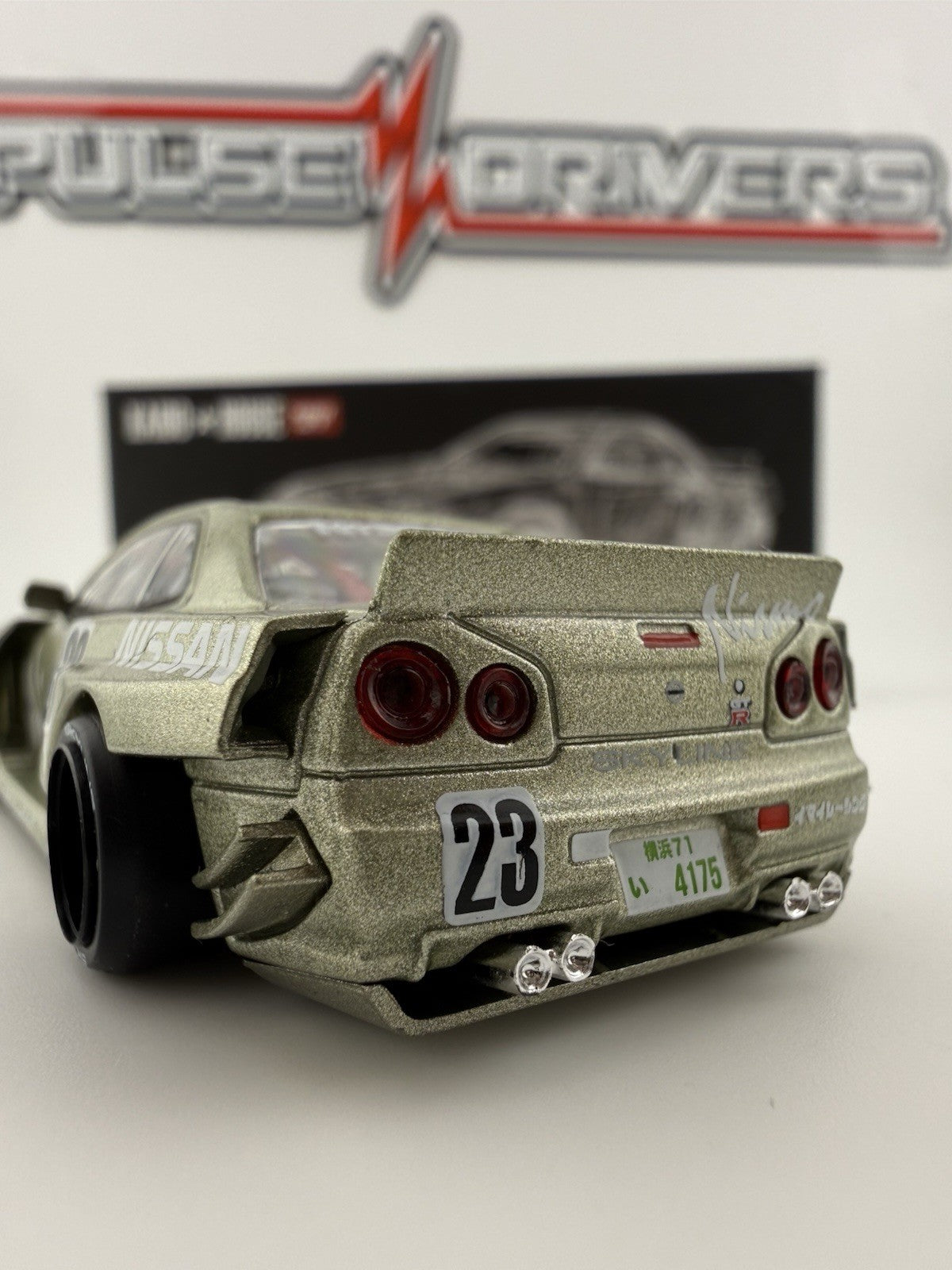Nissan Skyline GT R (R34) Green   Kaido House KHMG 103 V4 23 Nismo Open Box2