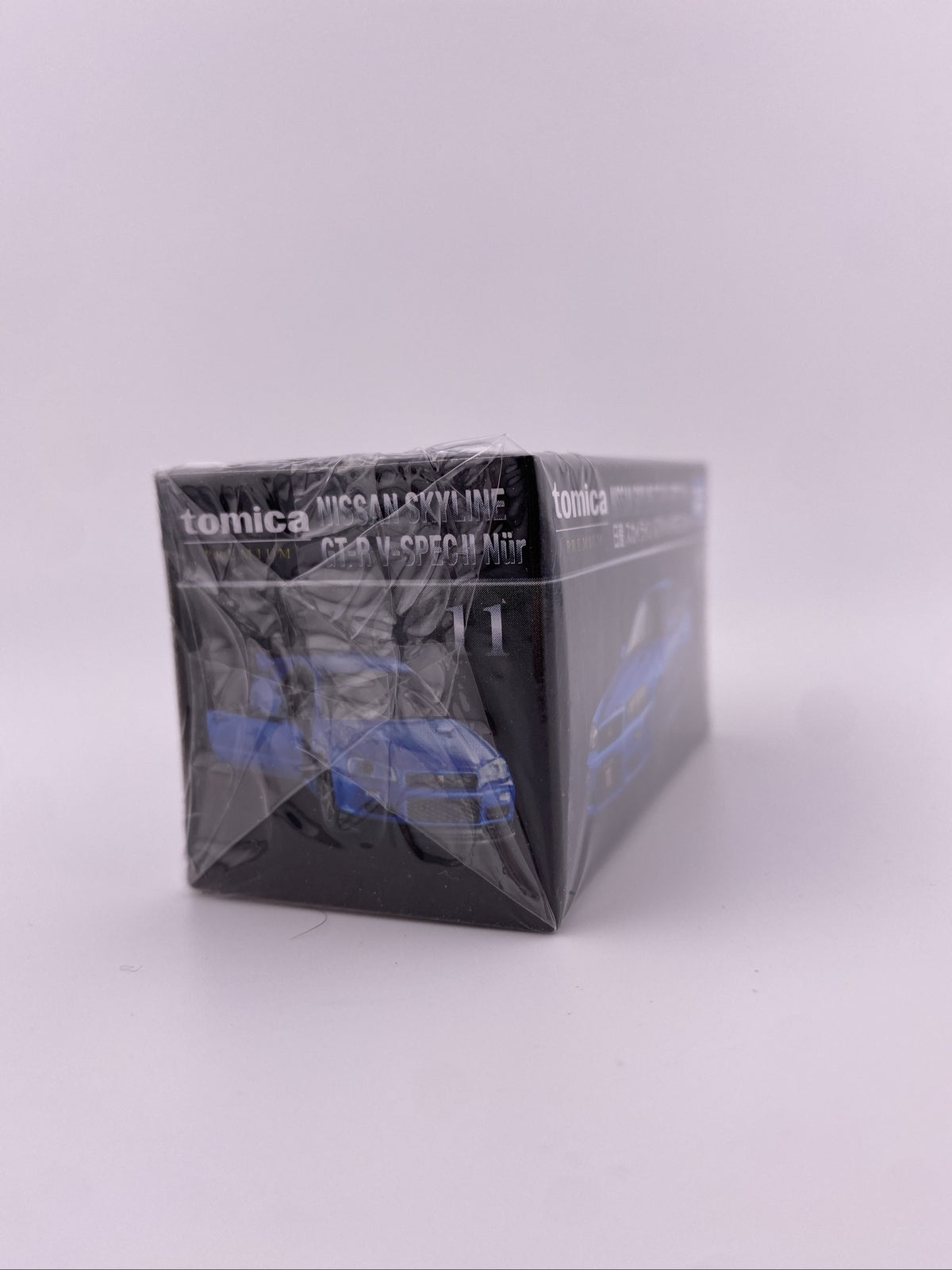 Nissan Skyline GT R V Spec II Nur   Blue   Tomica Premium 11   Scale 1/622