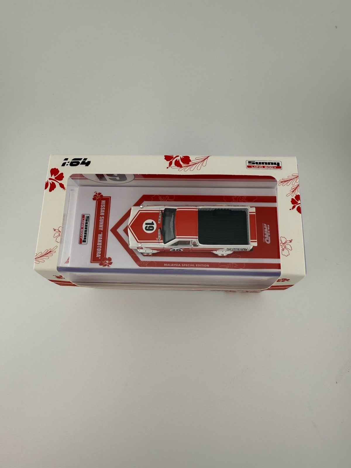 Sunny Hakotora Pickup Truck   Inno64 IN64 HKT KY19 Malaysia ED Open Box5