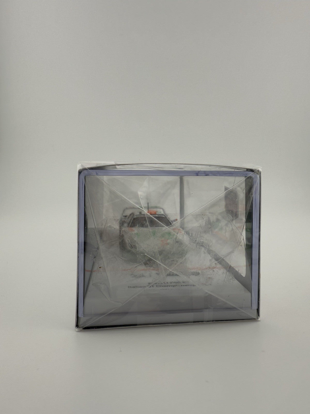 Tarmac Works Ferrari F40 GT Italian Championship 1994 White T64 076 94IGT016