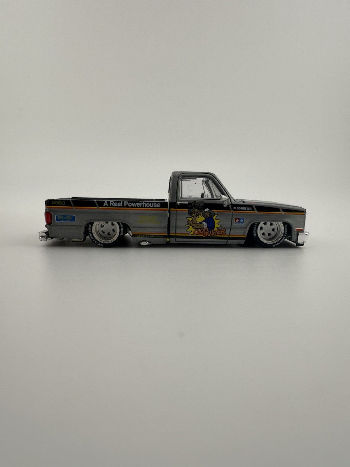 Chase   Chevrolet Silverado Kaido House Mini GT KHMG 130 Tamiya Clod Buster7