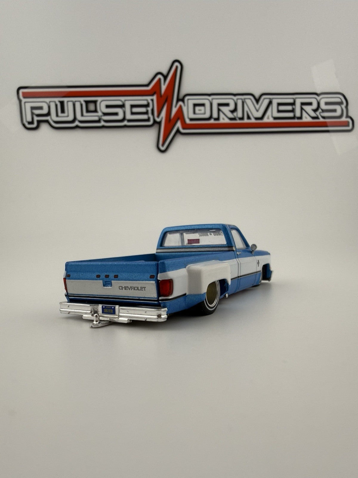 Chevrolet Silverado Dually Vintage Spec V1   Kaido House 192   Open Box6