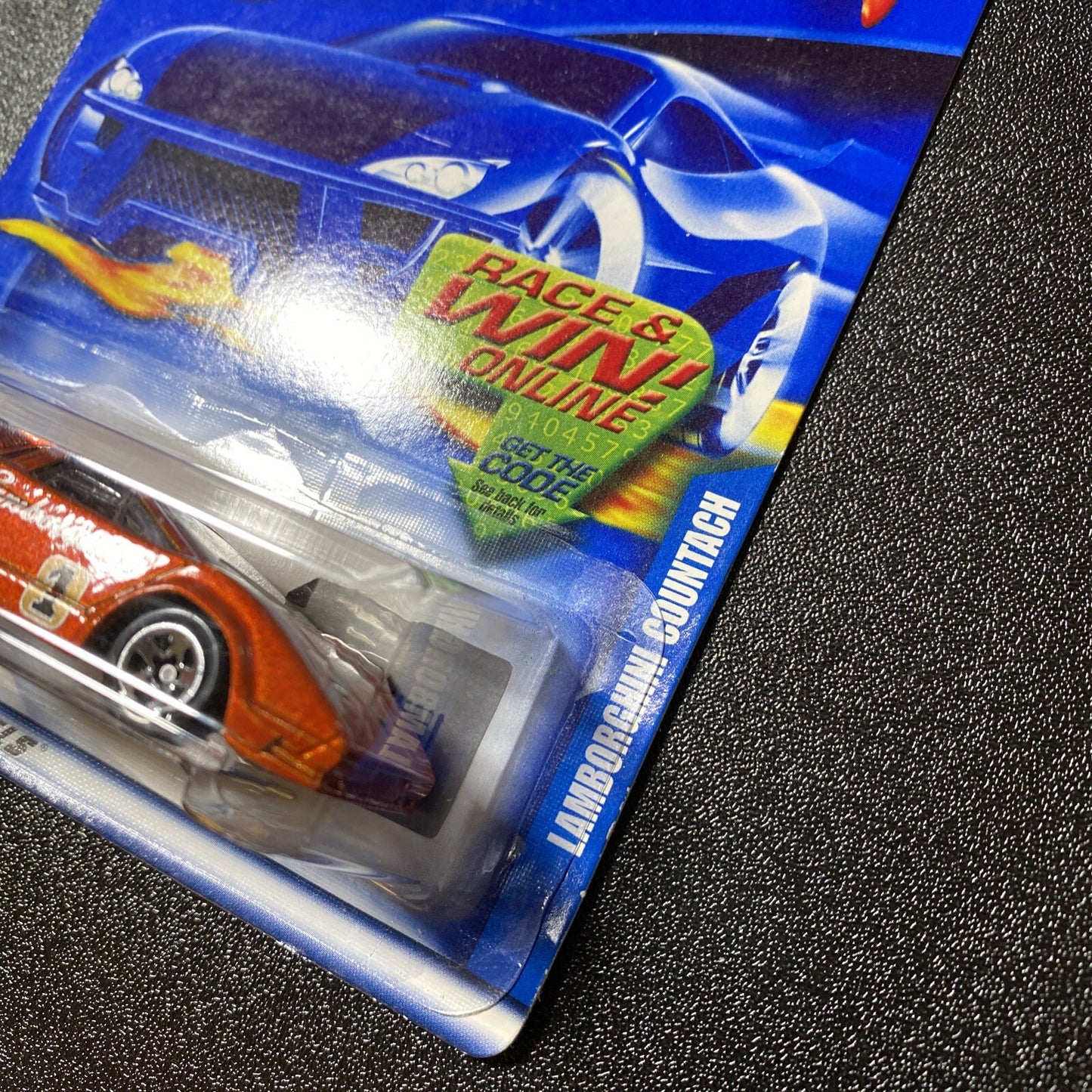Hot Wheels 2022 collector number 196 Wheels Lamborghini Countach in Protector4