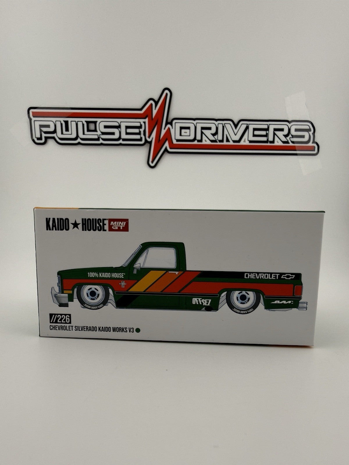 Chevrolet Silverado Green   Kaido House x Mini GT KHMG 226 Open Box7