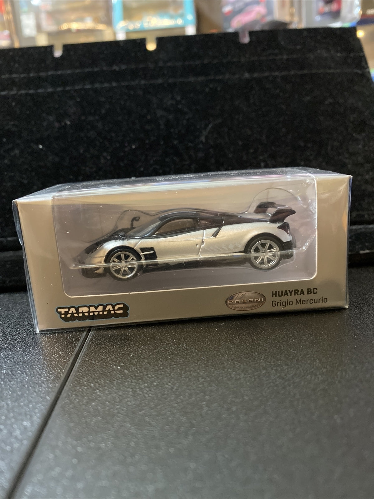 PAGANI HUAYRA BC SILVER & BLACK 1/64 TARMAC WORKS Lot of 2 Chase & Regular3