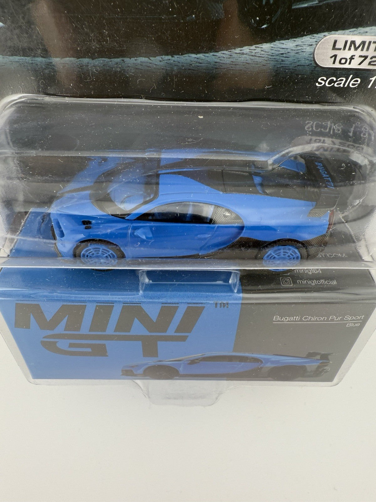 Chase   Bugatti Chiron Pur Sport Blue   Mini GT MGT 003793