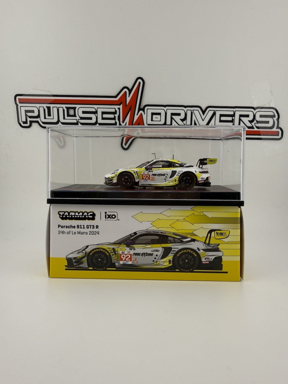 Porsche 911 GT3 R (992) #92 Tarmac Works T64 084 24LM92 Taiwan 7 11 Special Open1