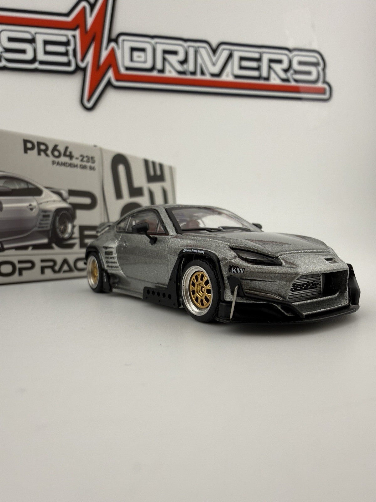 Pandem GR 86 Silver - PopRace PR64-0235 Open Box2