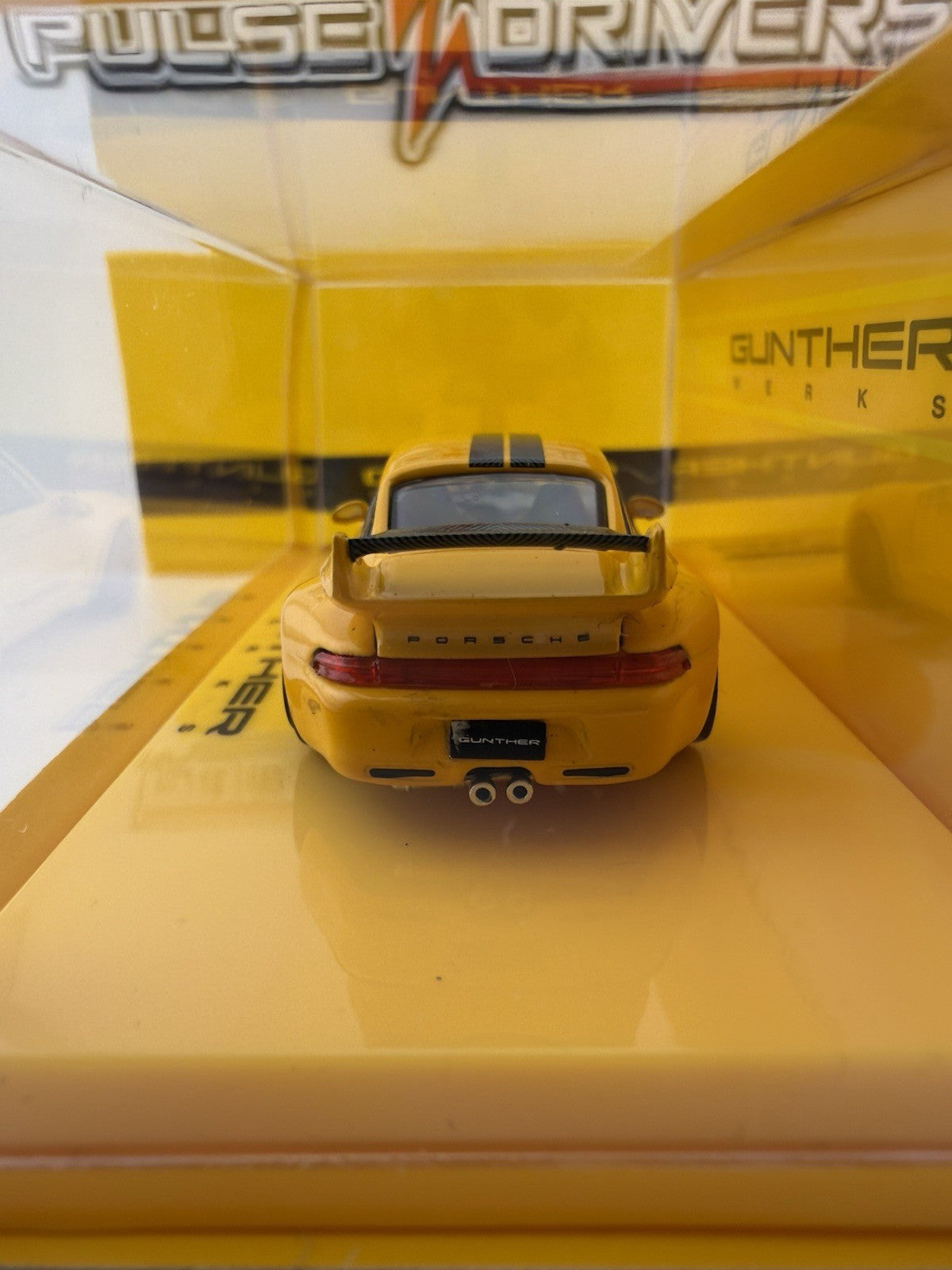 Porsche 911 993 Remastered by Gunther Works   Tarmac Works T64 TL054 YL Open5