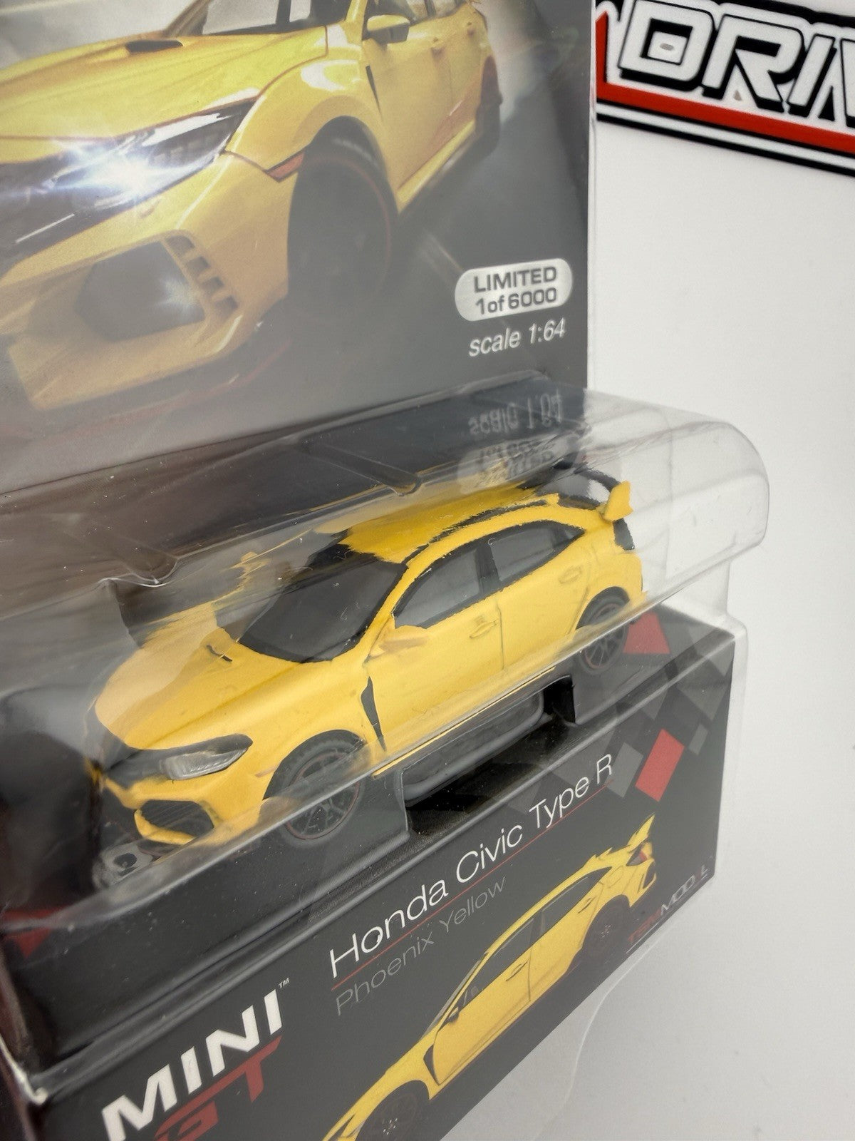 Honda Civic Limited Edition Type R (FK8) Phoenix Yellow   Mini GT MGT 000082