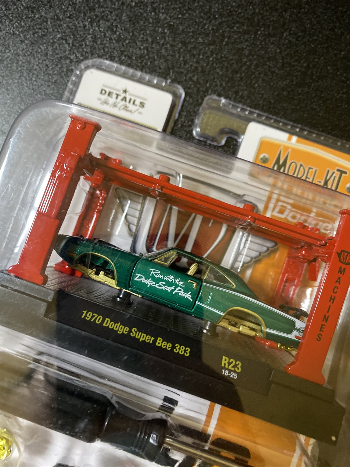 CHASE 1/750 M2 Machines 1970 '70 Dodge Super Bee 383 Green   Model Kit1