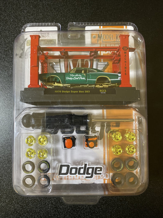 CHASE 1/750 M2 Machines 1970 '70 Dodge Super Bee 383 Green   Model Kit0