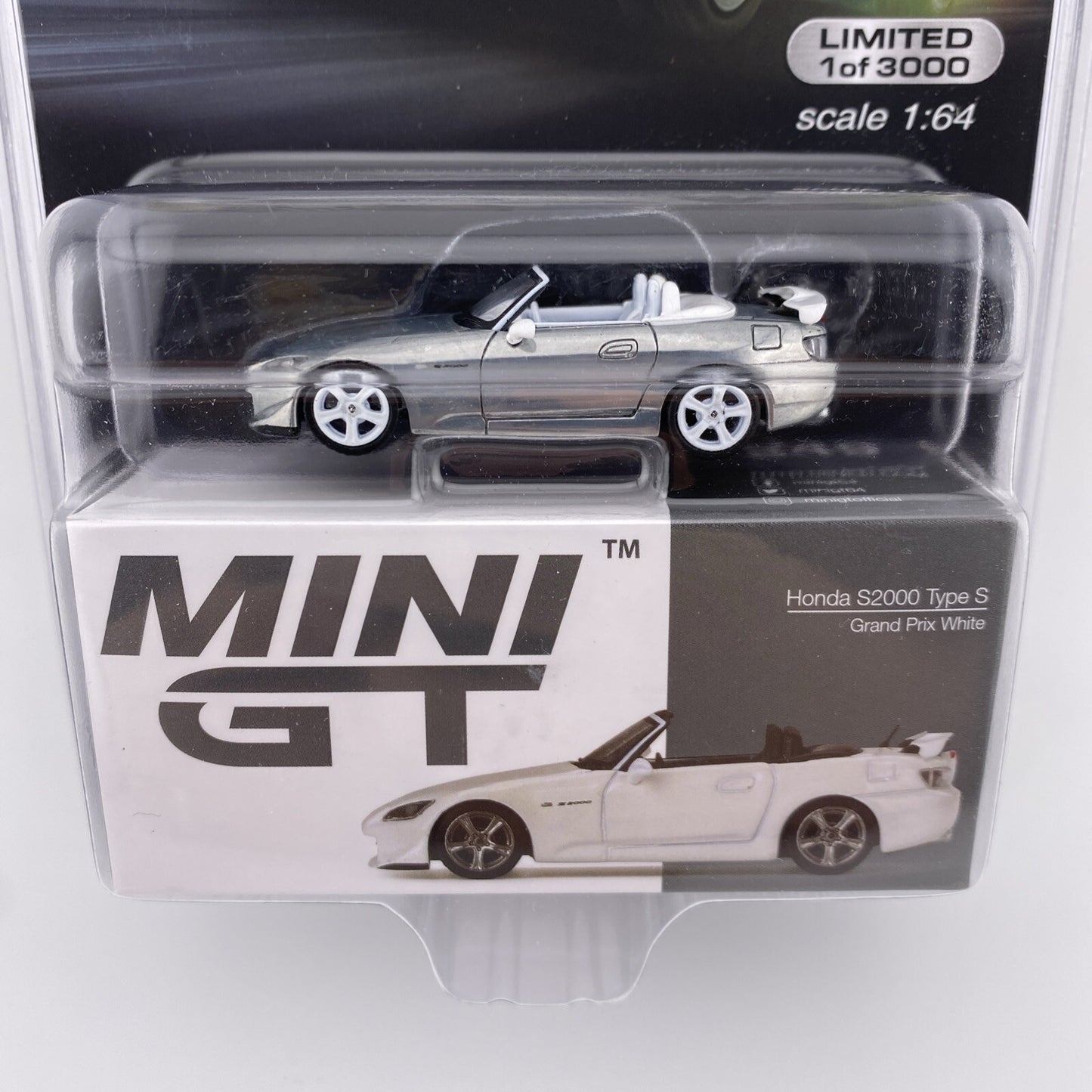 Chase   Honda S2000 (AP2) Type S   Mini GT MGT 003491