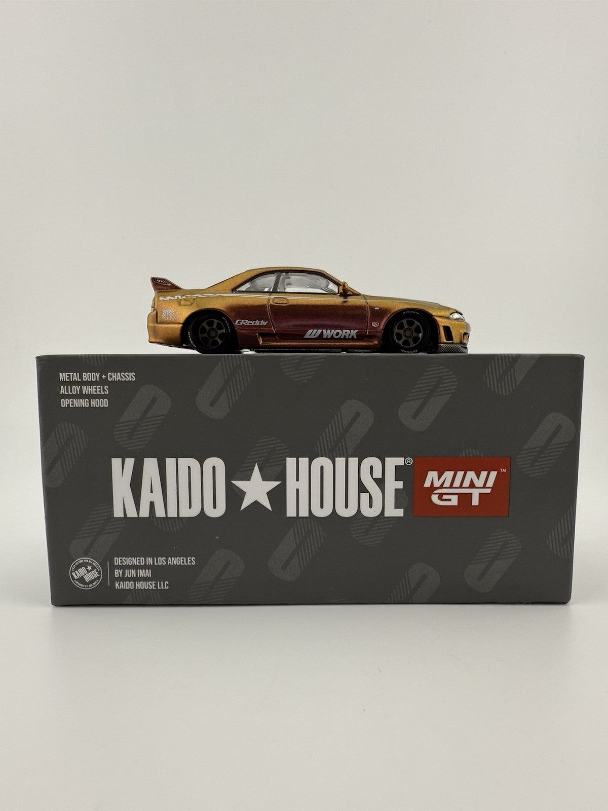 Nissan Skyline GT R (R33) Magic Bronze Kaido House LTDEDN KHMG075 and 1 Pin/Case1