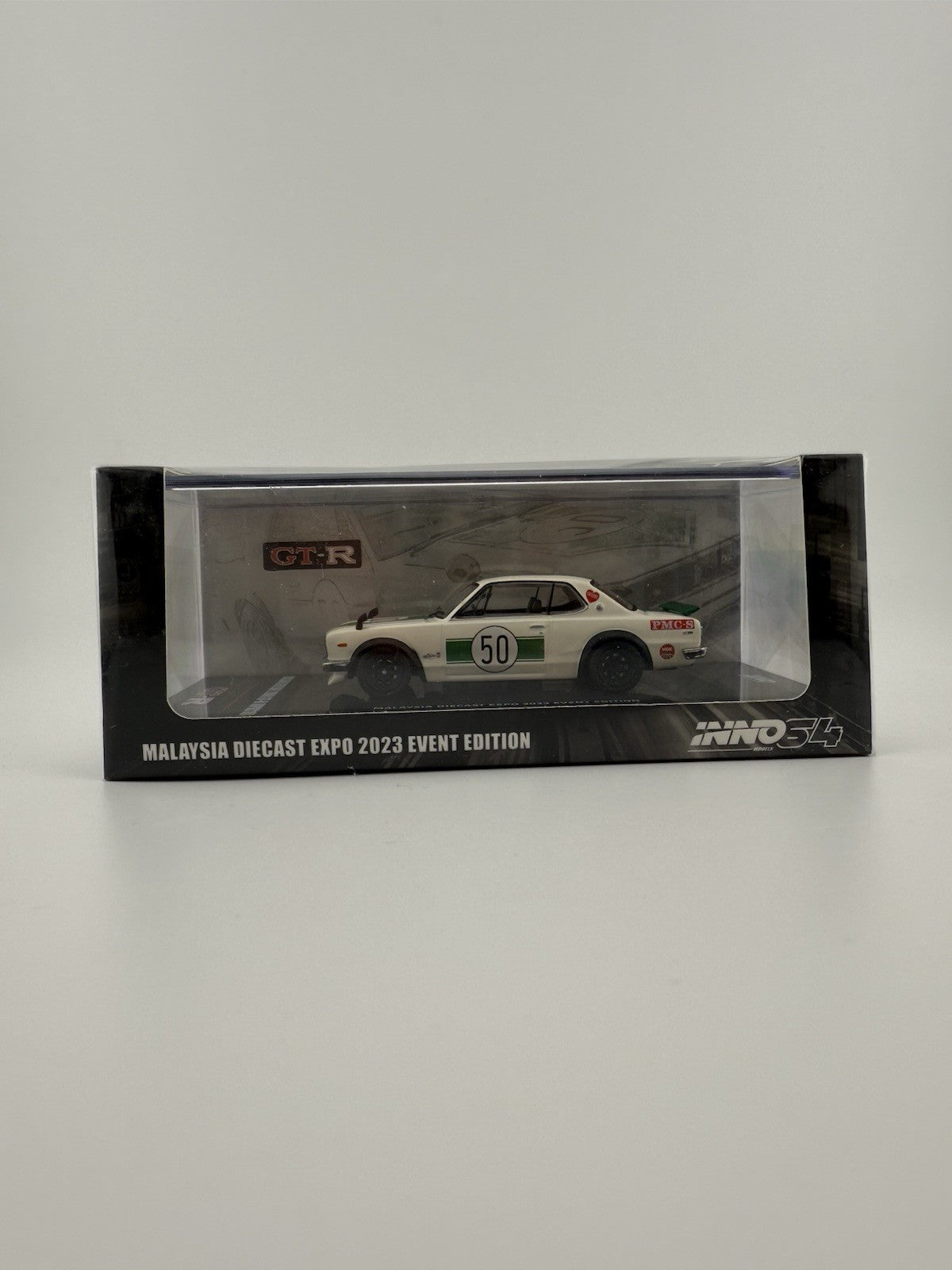 NISSAN SKYLINE 2000 GT R KPGC10 #50 WHITE MALAYSIA 1/64 INNO IN64 KPGC10 MDX23WH0