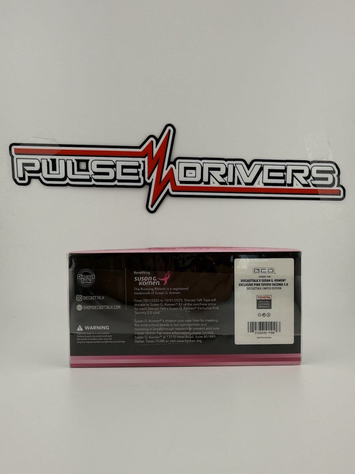 Toyota Tacoma TRD PRO Pink   GCD Diecast Talk DTG0040 PINK Sealed3