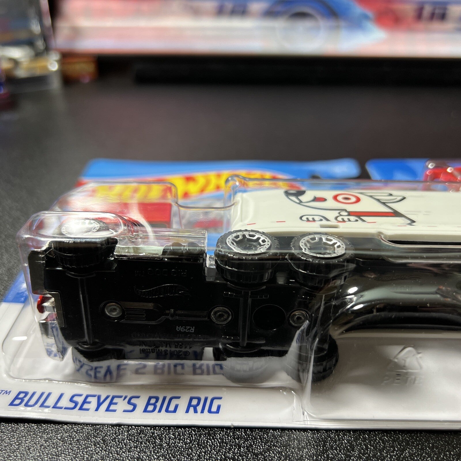 Hot Wheels Delivery Truck 1:64   Red and Express Lane 1998 FE4