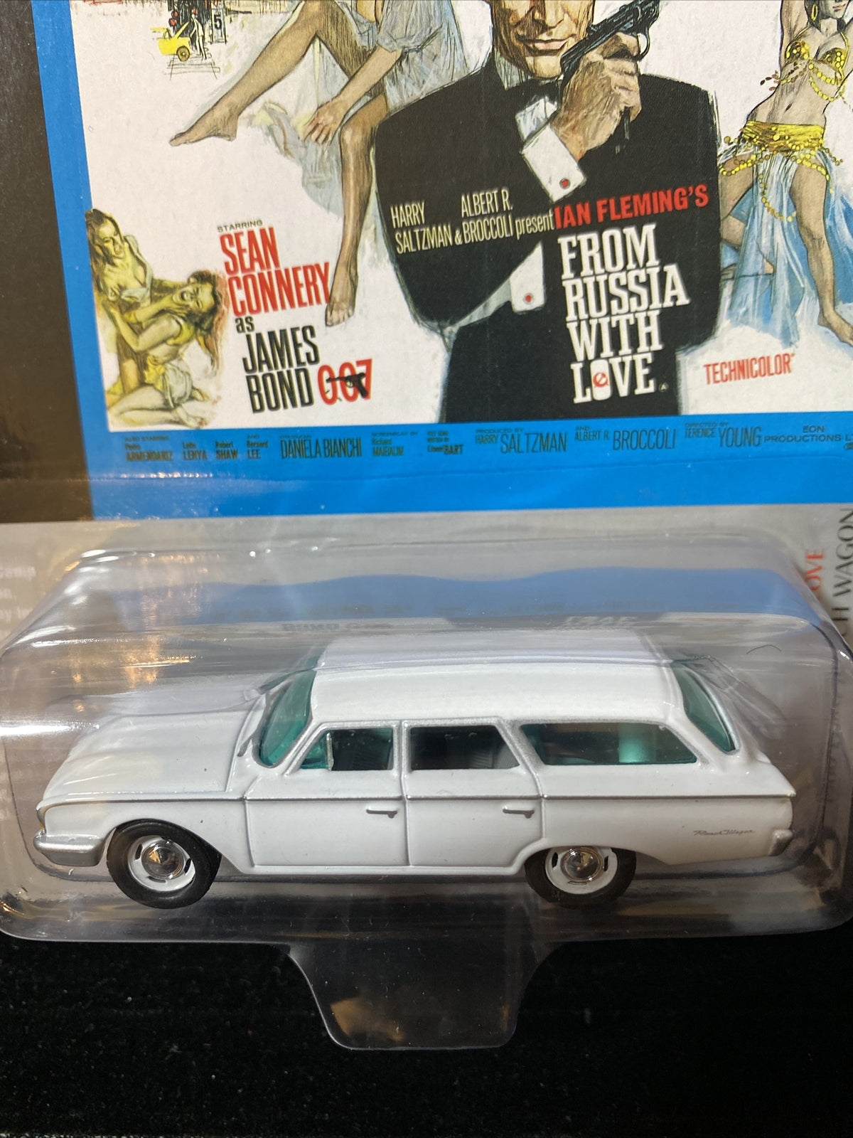 1960 FORD RANCH WAGON WHITE 007 JAMES BOND 1/64 JOHNNY LIGHTNING1