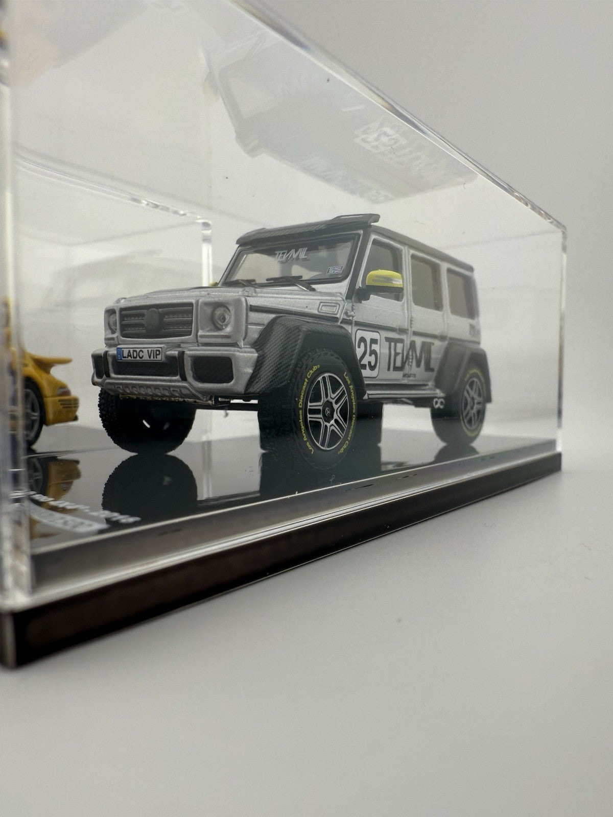 TENMIL   Los Angeles Diecast Club   RUF Yellowbird & G Wagon and Merchandise12