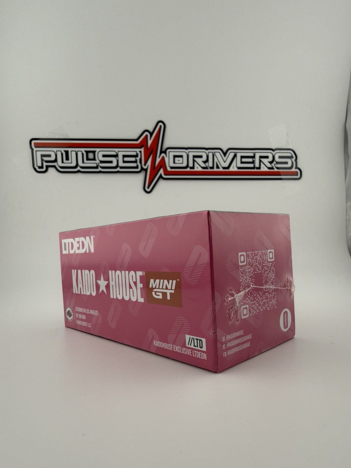 Nissan Skyline GT R (R34) Kaido House GReddy   LTD KHMG 253 Sealed in Hand2